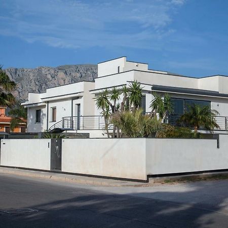 Tra Le Braccia Di Morfeo Bed & Breakfast Terrasini Eksteriør bilde