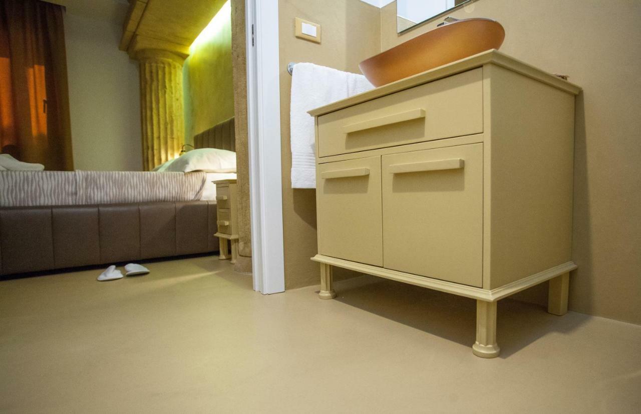 Tra Le Braccia Di Morfeo Bed & Breakfast Terrasini Eksteriør bilde