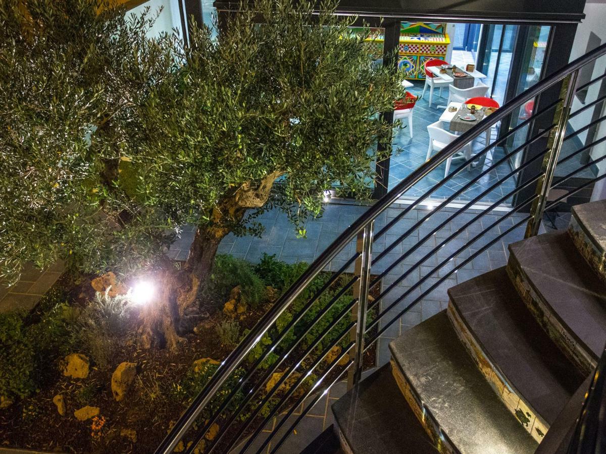 Tra Le Braccia Di Morfeo Bed & Breakfast Terrasini Eksteriør bilde